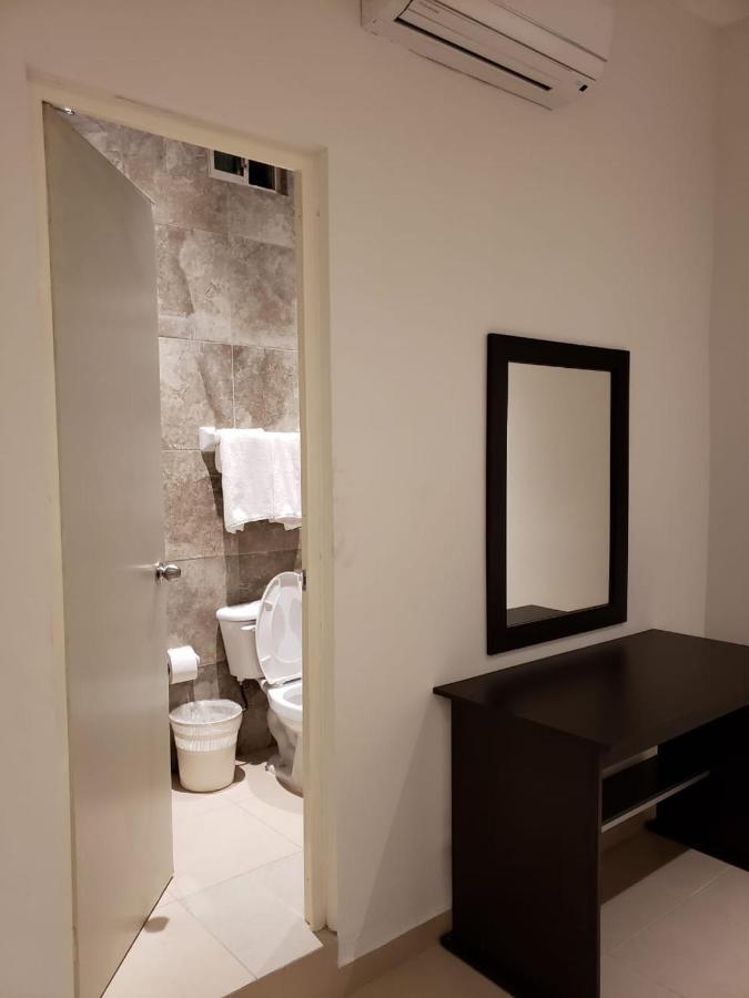 Habitaciones Boulevard シウダー・バージェス エクステリア 写真